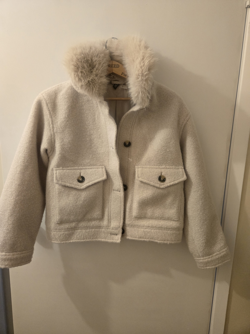 H&M Cream Faux Fur-Trim Cropped Puffer Jacket